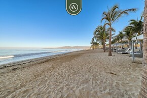 Apartments with Beach Access