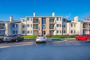 Riverbend Apartments by Barsala