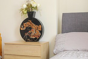 Station Apartments by Lanark Stays