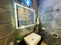 HolidayVilla & Suites Amritsar