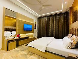 HolidayVilla & Suites Amritsar