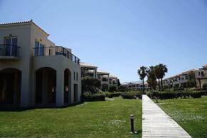 Cassiopeia 3-Bedroom House on beach