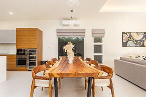 Villa Emilia with Private Pool