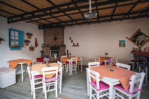 Delos Otel