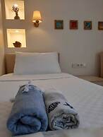 Delos Otel