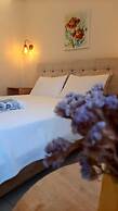 Delos Otel