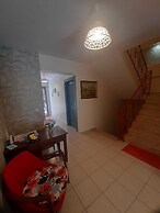 Delos Otel