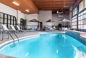 Festus Inn