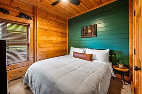 Amazing Views w Gameroom Hot Tub Pool