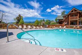 Amazing Views w Gameroom Hot Tub Pool