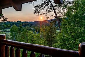 Amazing Views w Gameroom Hot Tub Pool