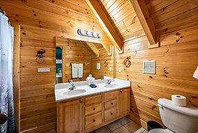 Amazing Views w Gameroom Hot Tub Pool