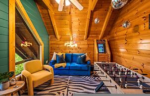 Amazing Views w Gameroom Hot Tub Pool