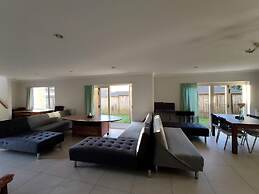 5 Bedroom House at 82A Richardson Road