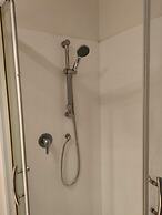 5 Bedroom House at 82A Richardson Road