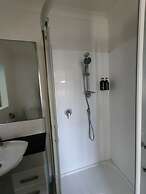 5 Bedroom House at 82A Richardson Road