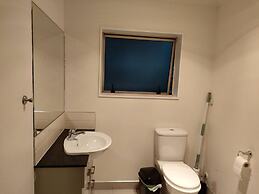 5 Bedroom House at 82A Richardson Road