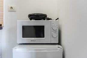 Amazing Studio With Free Parking Golem