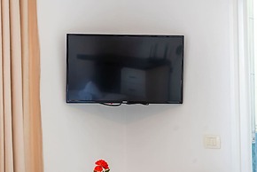 Amazing Studio With Free Parking Golem