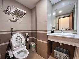 NINE HOUSING Dao Tan