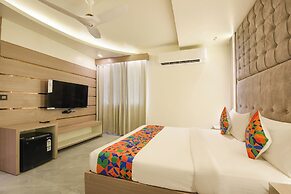 Fabhotel Ronald Inn