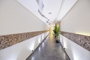 Fabhotel Ronald Inn