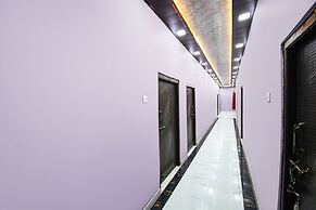 Fabhotel Geeta Bhawan