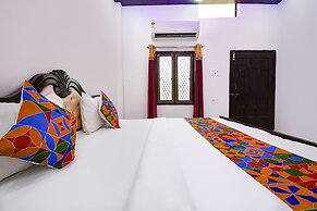 Fabhotel Geeta Bhawan