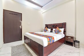 Fabhotel Bungalow 14