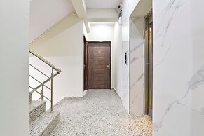 Fabhotel Bungalow 14