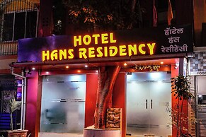 Fabhotel Hans Residency