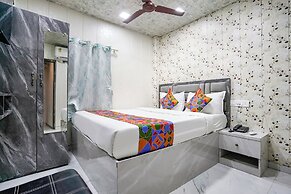 Fabhotel Hans Residency