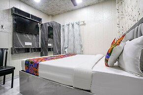 Fabhotel Hans Residency