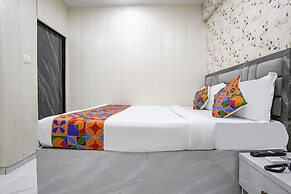 Fabhotel Hans Residency