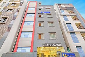 Fabhotel Aig Broholic