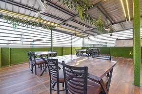 Fabhotel Mahadev Palace