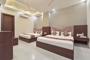 Fabhotel Mahadev Palace