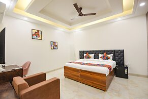 Fabhotel Race Course 57