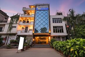Fabhotel Yash Residency