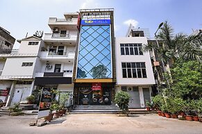 Fabhotel Yash Residency