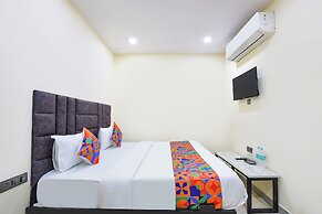Fabhotel Yash Residency