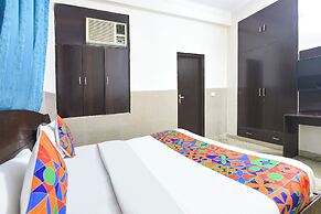 FabExpress The Eden Roc