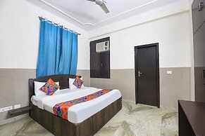 FabExpress The Eden Roc