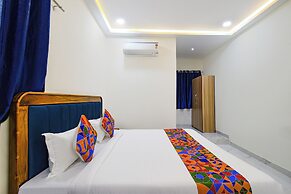 Fabhotel Rr Living Grand