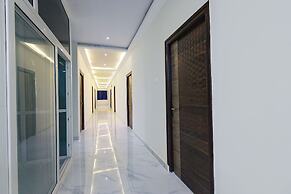 Fabhotel Rr Living Grand