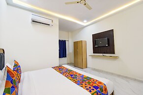 Fabhotel Rr Living Grand