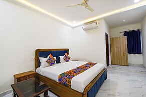 Fabhotel Rr Living Grand