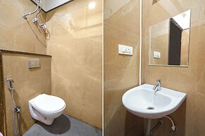 Fabhotel Classic Heights