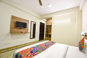 Fabhotel Log Inn Stay