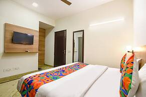 Fabhotel Log Inn Stay